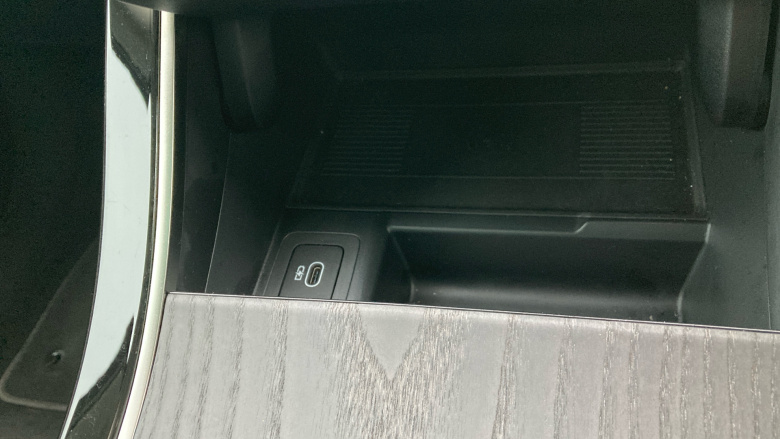 Land Rover Range Rover Evoque 2.0 D200 Dynamic SE 5dr Auto Diesel Hatchback